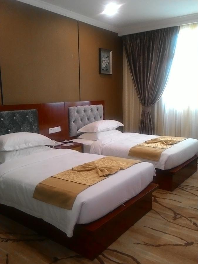 Apollo Hotel Rangun Kültér fotó