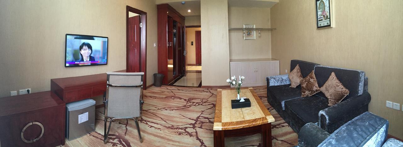 Apollo Hotel Rangun Kültér fotó